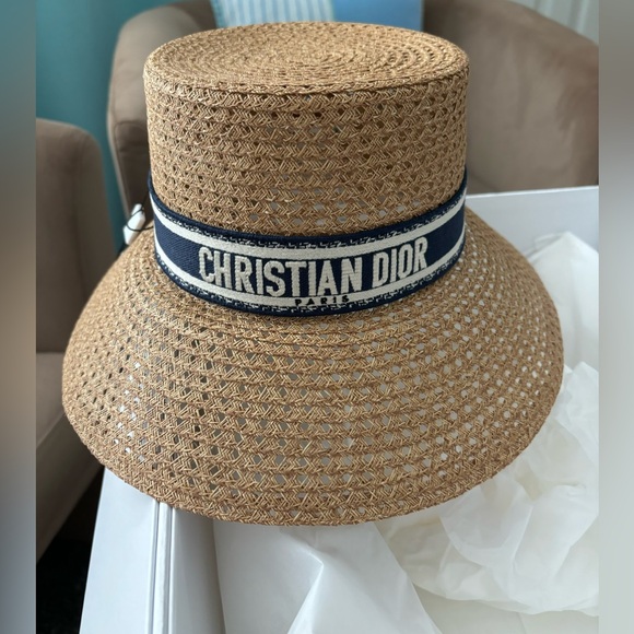 Dior D-Bobby Large Brim Hat Size 56 Straw with Blue and White Embroidered Band - Picture 7 of 7